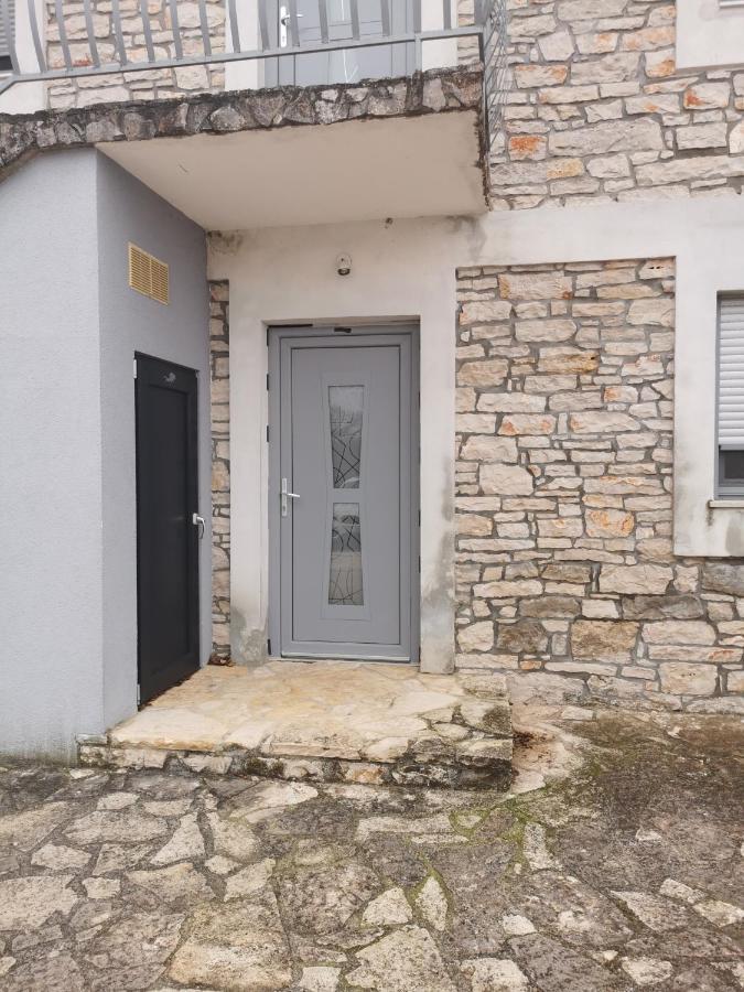 Meressa Paolia Apartments Novigrad  Luaran gambar