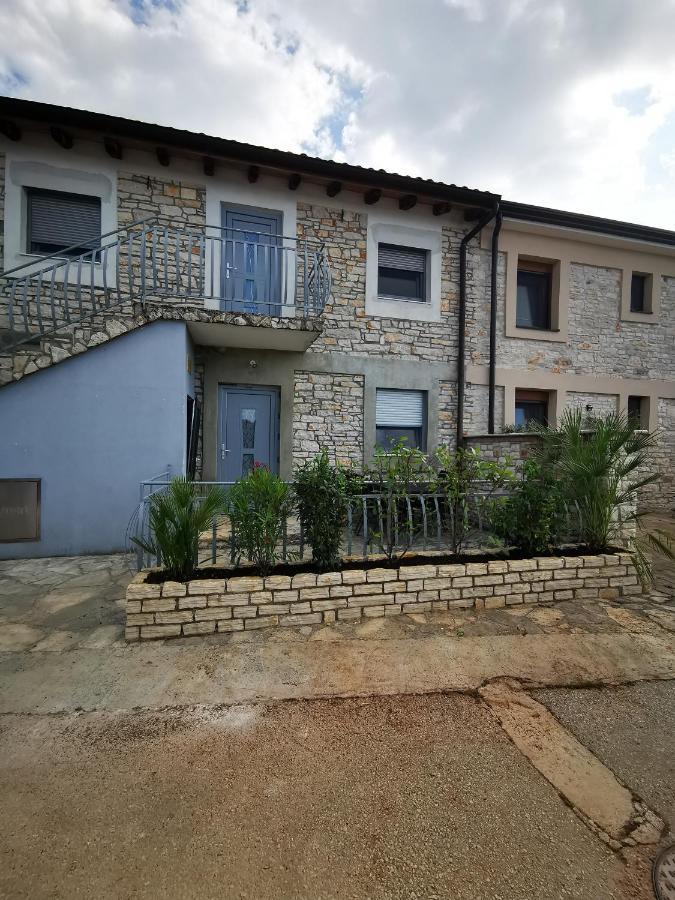 Meressa Paolia Apartments Novigrad  Luaran gambar