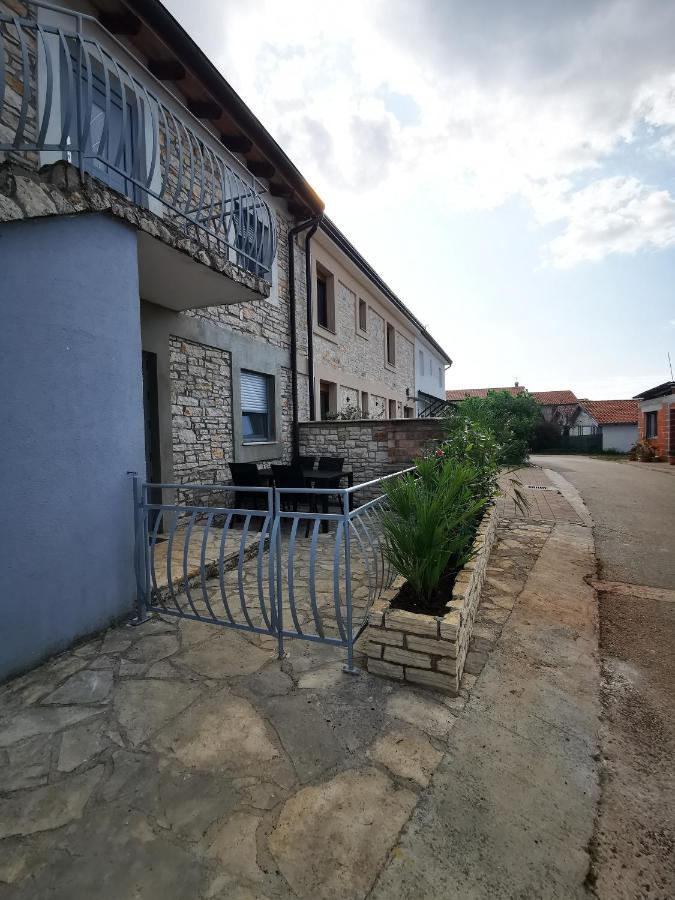 Meressa Paolia Apartments Novigrad  Luaran gambar